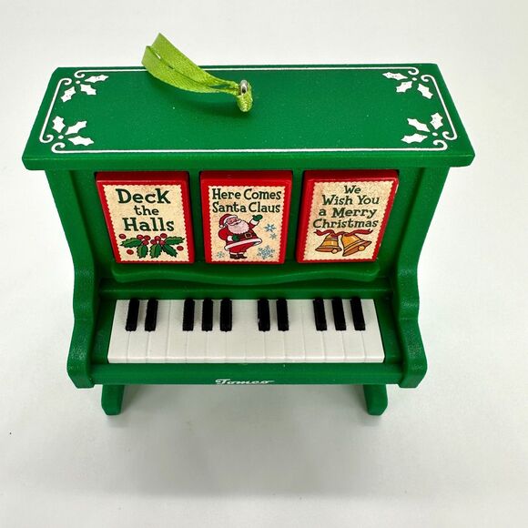Hallmark Keepsake Caroling Piano Ornament 2016 Magic Light Sound - Picture 8 of 11